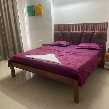 Royal Nest Premium Hotel Pune Luaran gambar