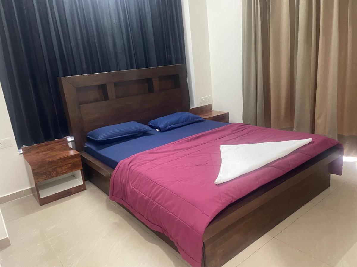 Royal Nest Premium Hotel Pune Luaran gambar