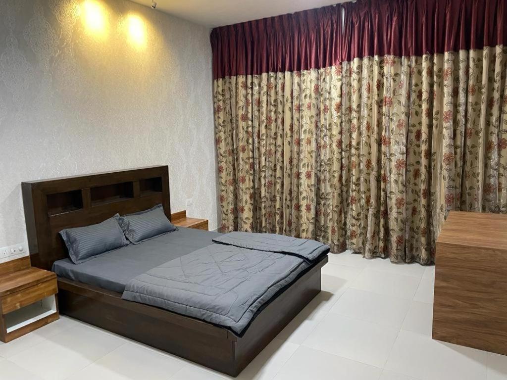 Royal Nest Premium Hotel Pune Luaran gambar