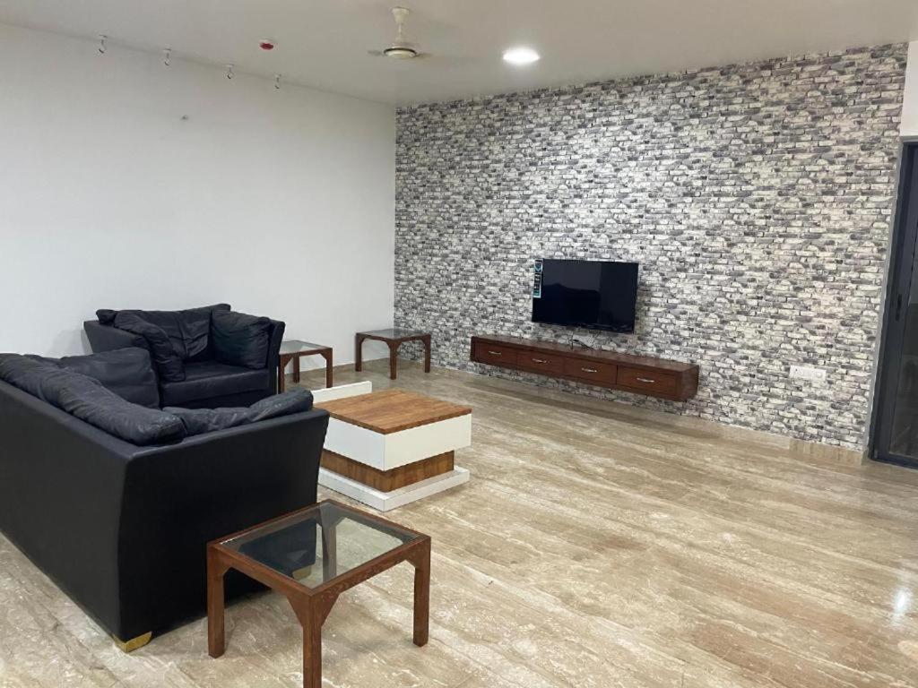 Royal Nest Premium Hotel Pune Luaran gambar