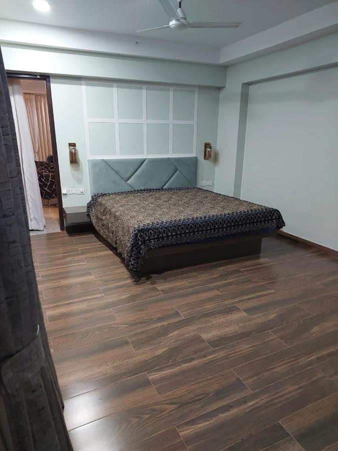 Royal Nest Premium Hotel Pune Luaran gambar
